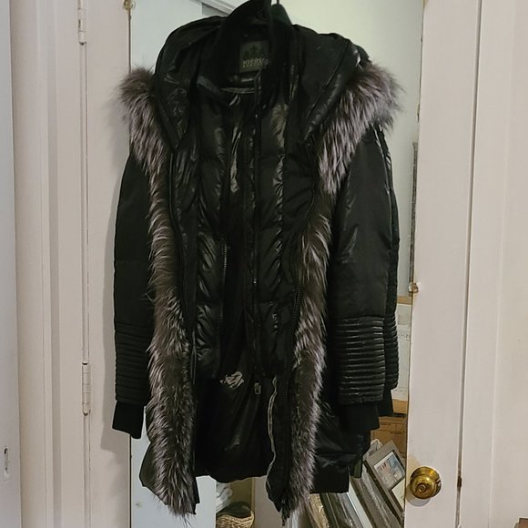 Nicole Benisti Cortina Leather & Fox Fur Down Coat - Picture 2 of 13